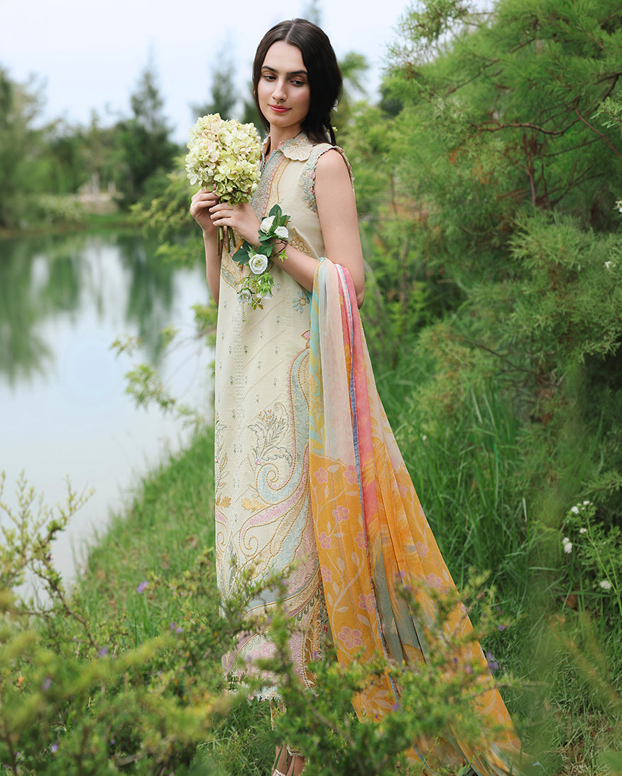 Mushq | Hemline - THe Secret Garden VOL 3 | Nocturne Flora