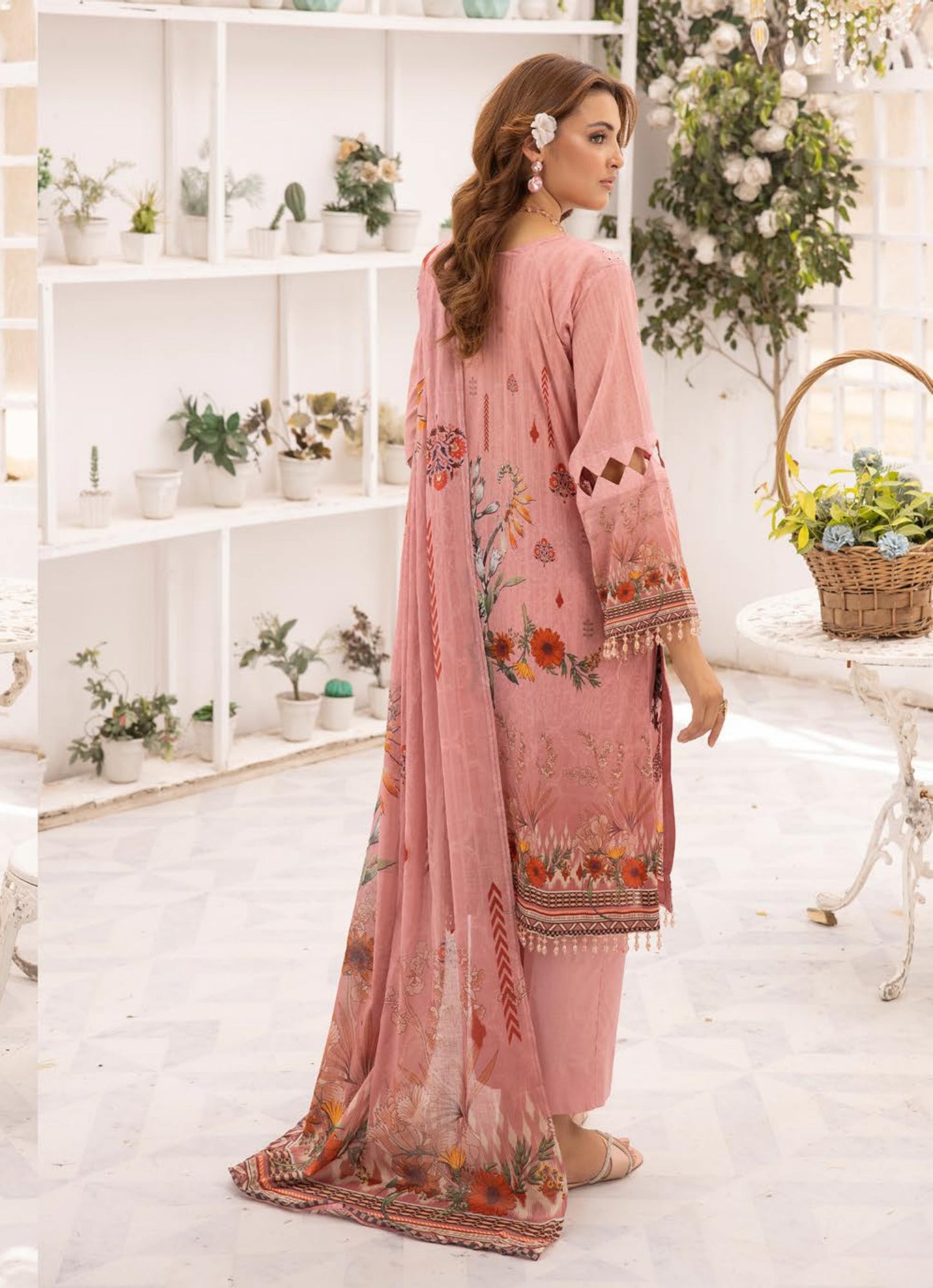 Shaista | Embroidered Lawn | Heer