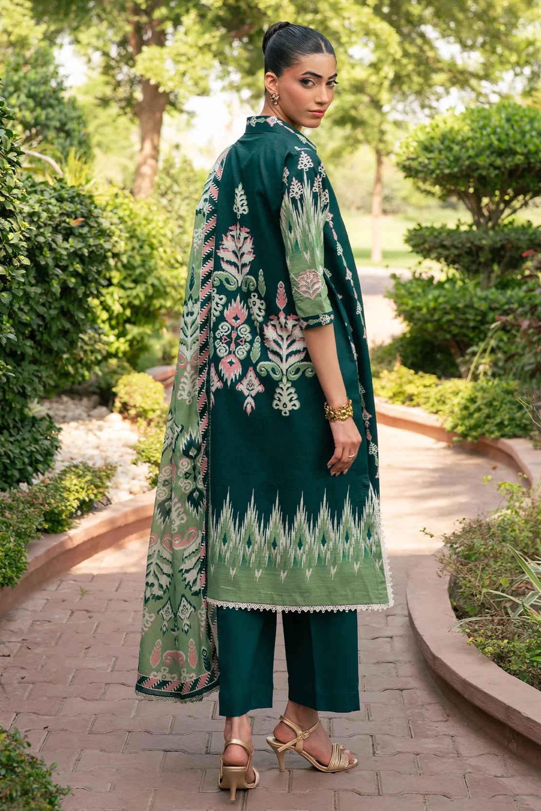 Rashid | Orissa Permium Embroidered Lawn | 3756