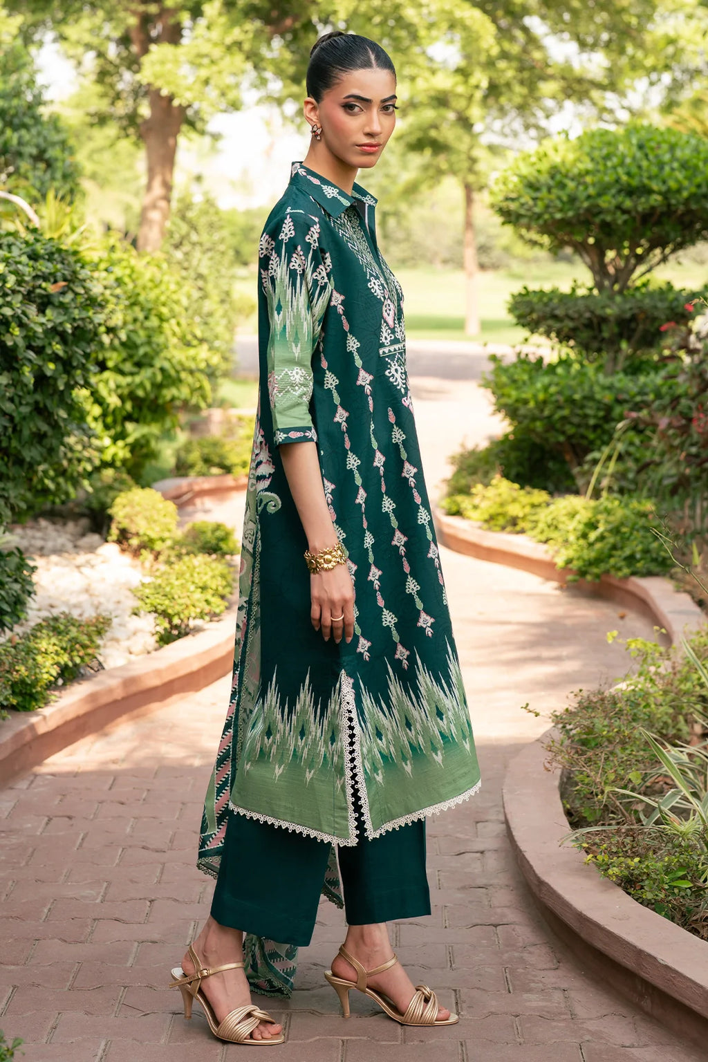 Rashid | Orissa Permium Embroidered Lawn | 3756