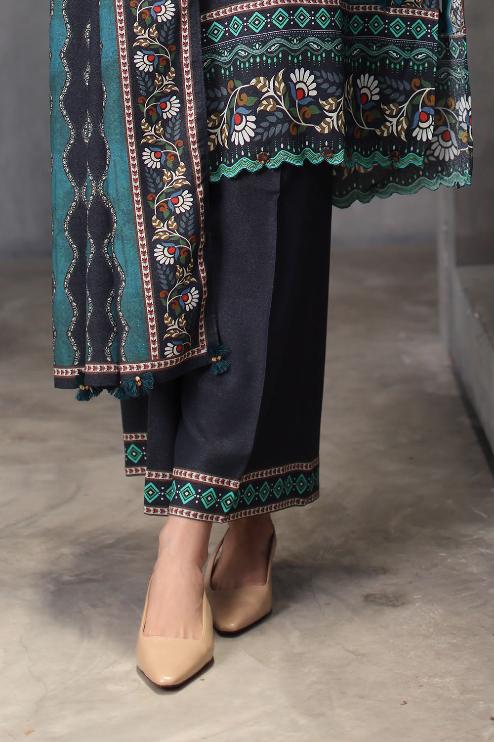 Gul Ahmad | Embroidered Printed Karandi Winter | AY-62023