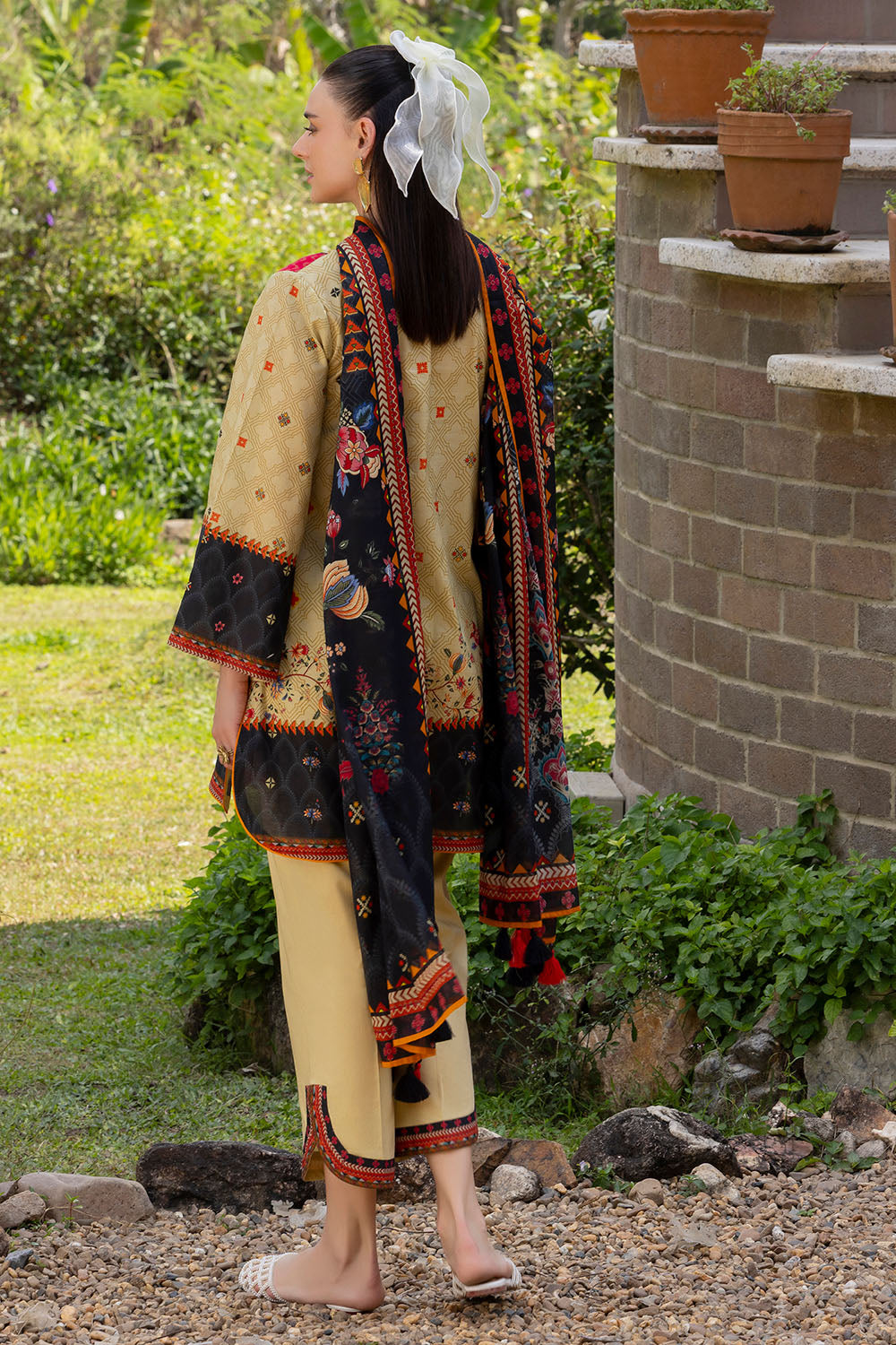 Gul Ahmed | Summer Muse - 3 Piece Printed Lawn | CBN-62005