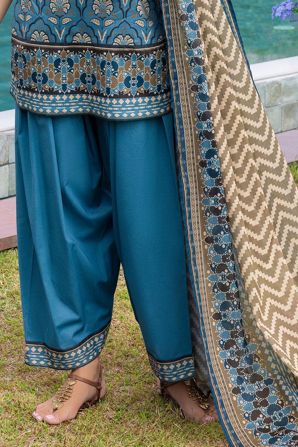 Gul Ahmed | Summer Muse - 3 Piece Printed Lawn | CBN-62006