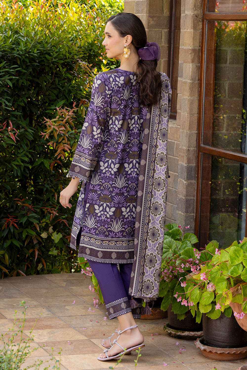 Gul Ahmed | Summer Muse - 3 Piece Printed Lawn | CBN-62007