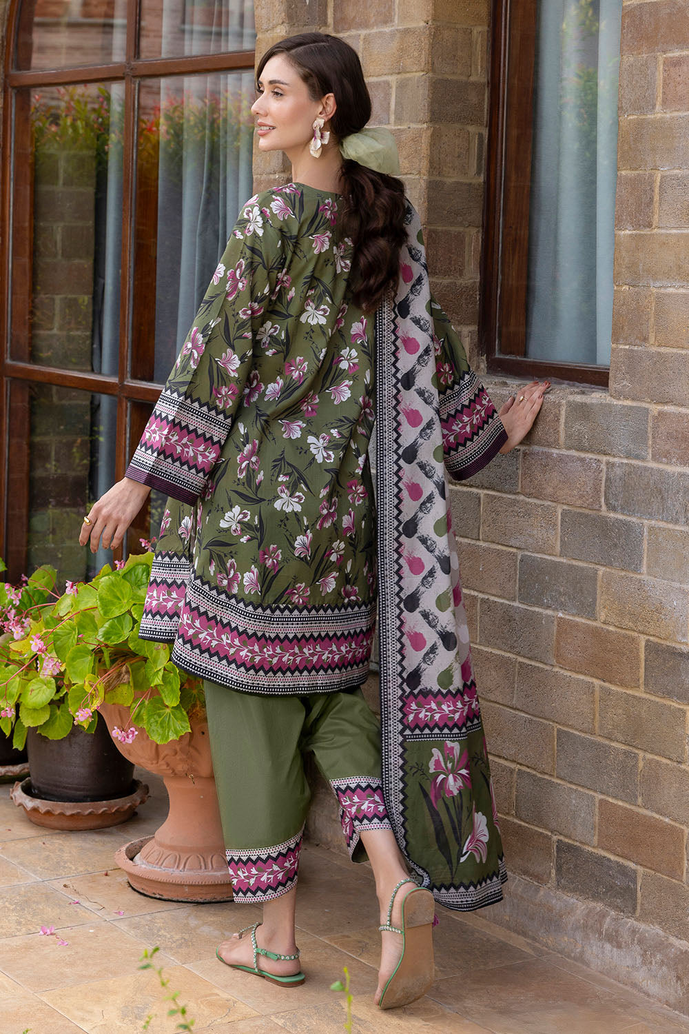 Gul Ahmed | Summer Muse - 3 Piece Printed Lawn | CBN-62009