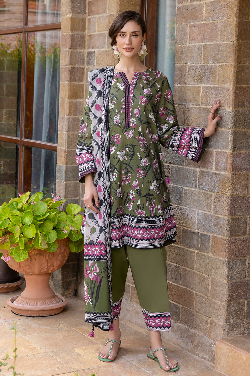 Gul Ahmed | Summer Muse - 3 Piece Printed Lawn | CBN-62009