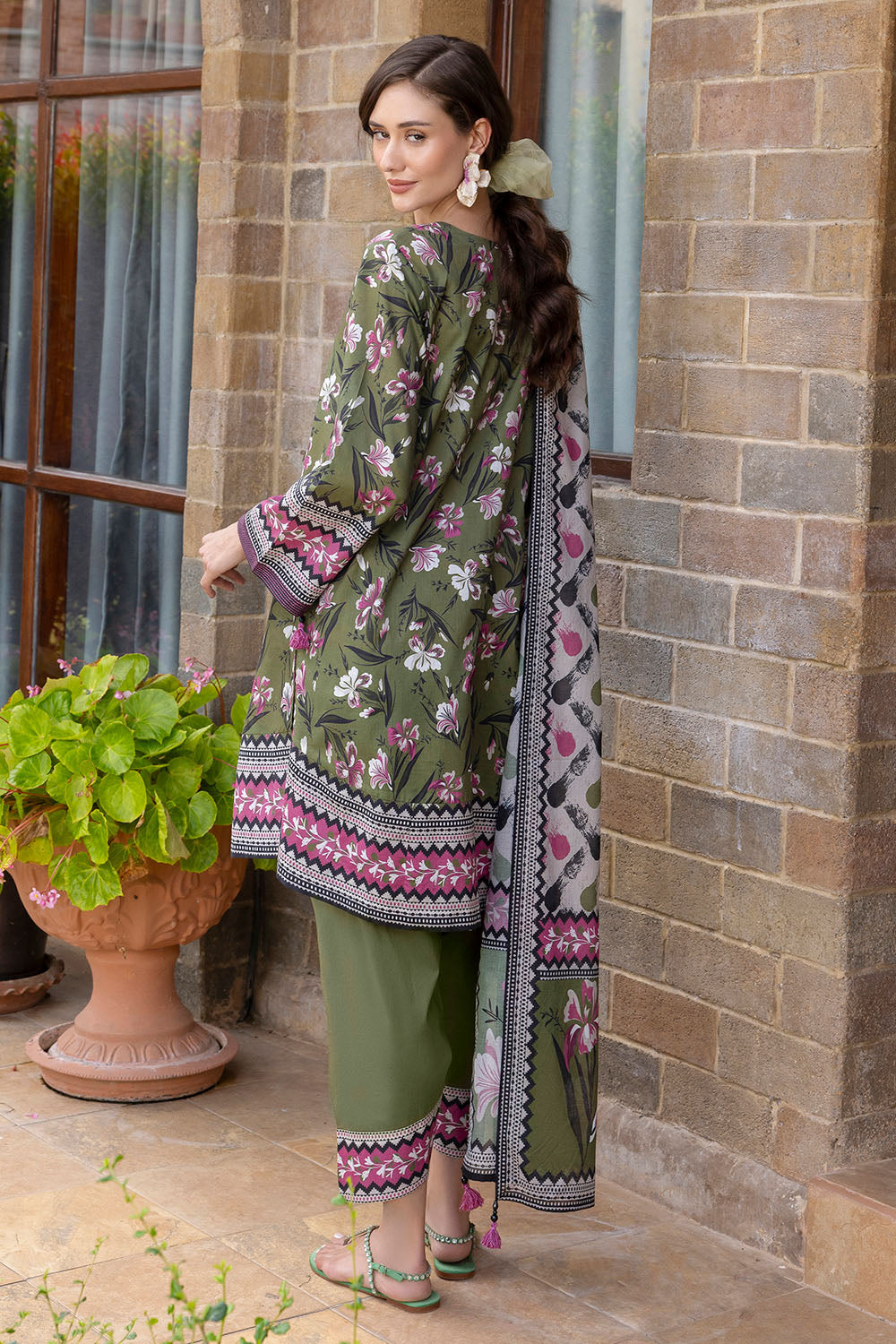 Gul Ahmed | Summer Muse - 3 Piece Printed Lawn | CBN-62009