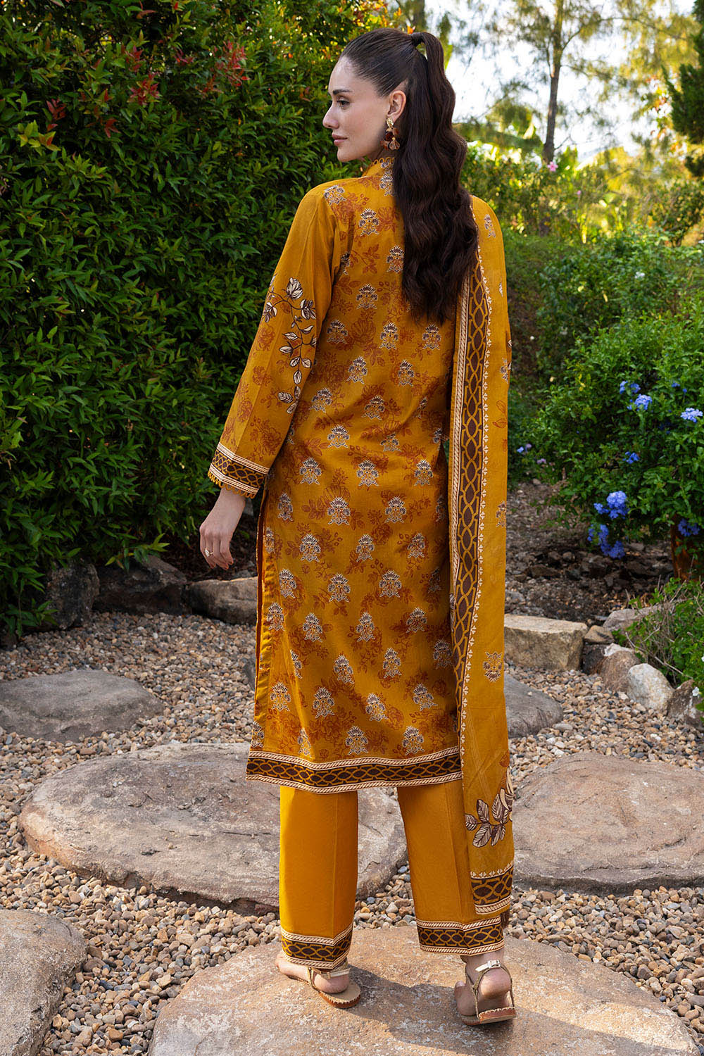 Gul Ahmed | Summer Muse - 3 Piece Printed Lawn | CBN-62010