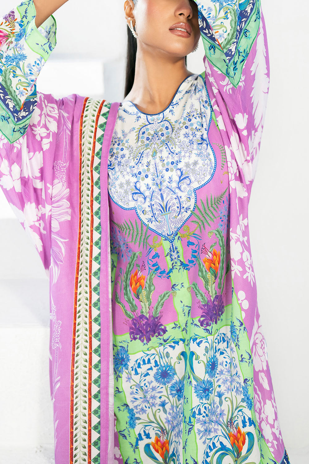 Gul Ahmed | Embroidered Lawn - 3 Piece | CL-62228