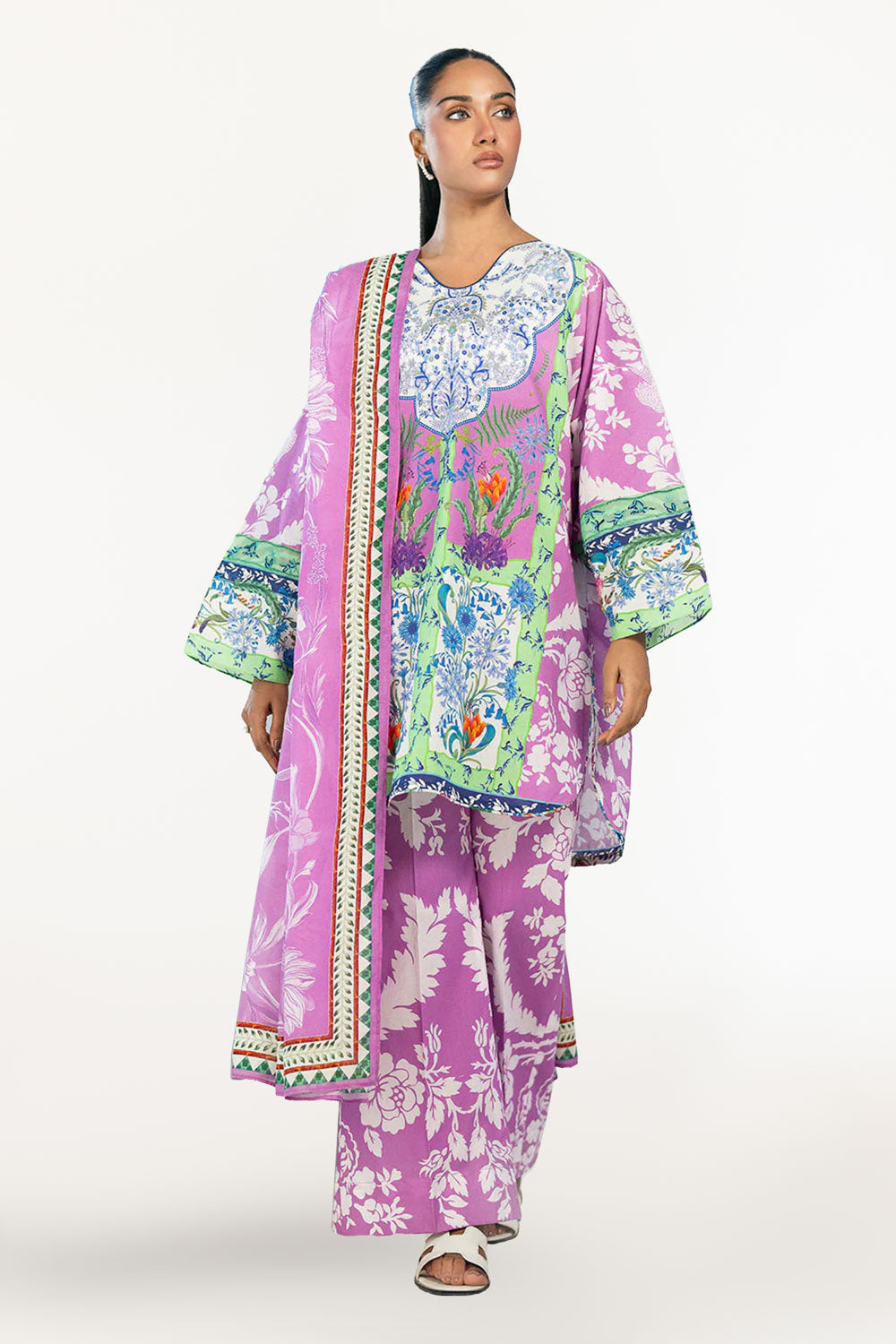 Gul Ahmed | Embroidered Lawn - 3 Piece | CL-62228