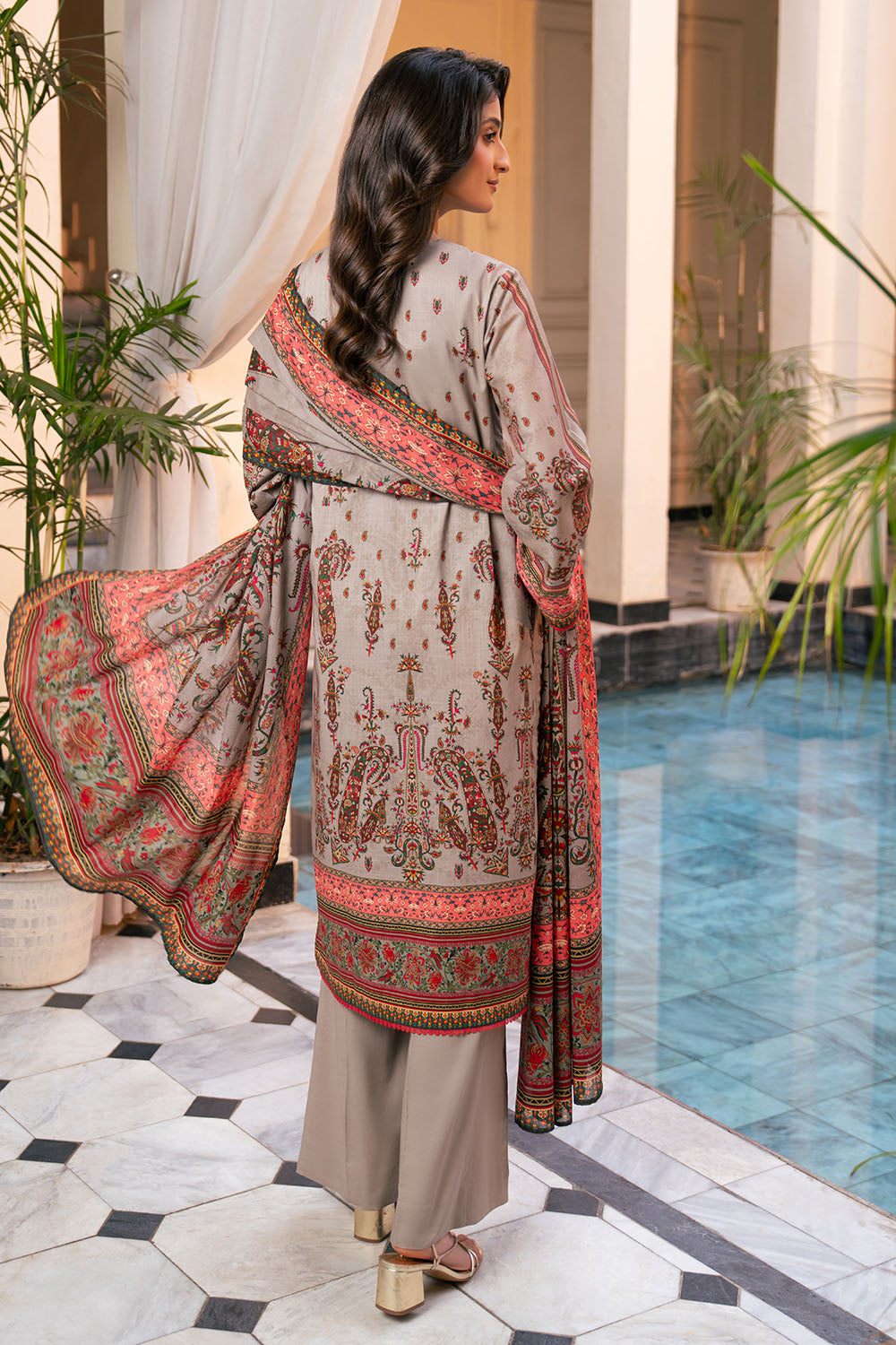 Gul Ahmed | Botanical 26' - 3 Piece Printed Lawn | CH-62002