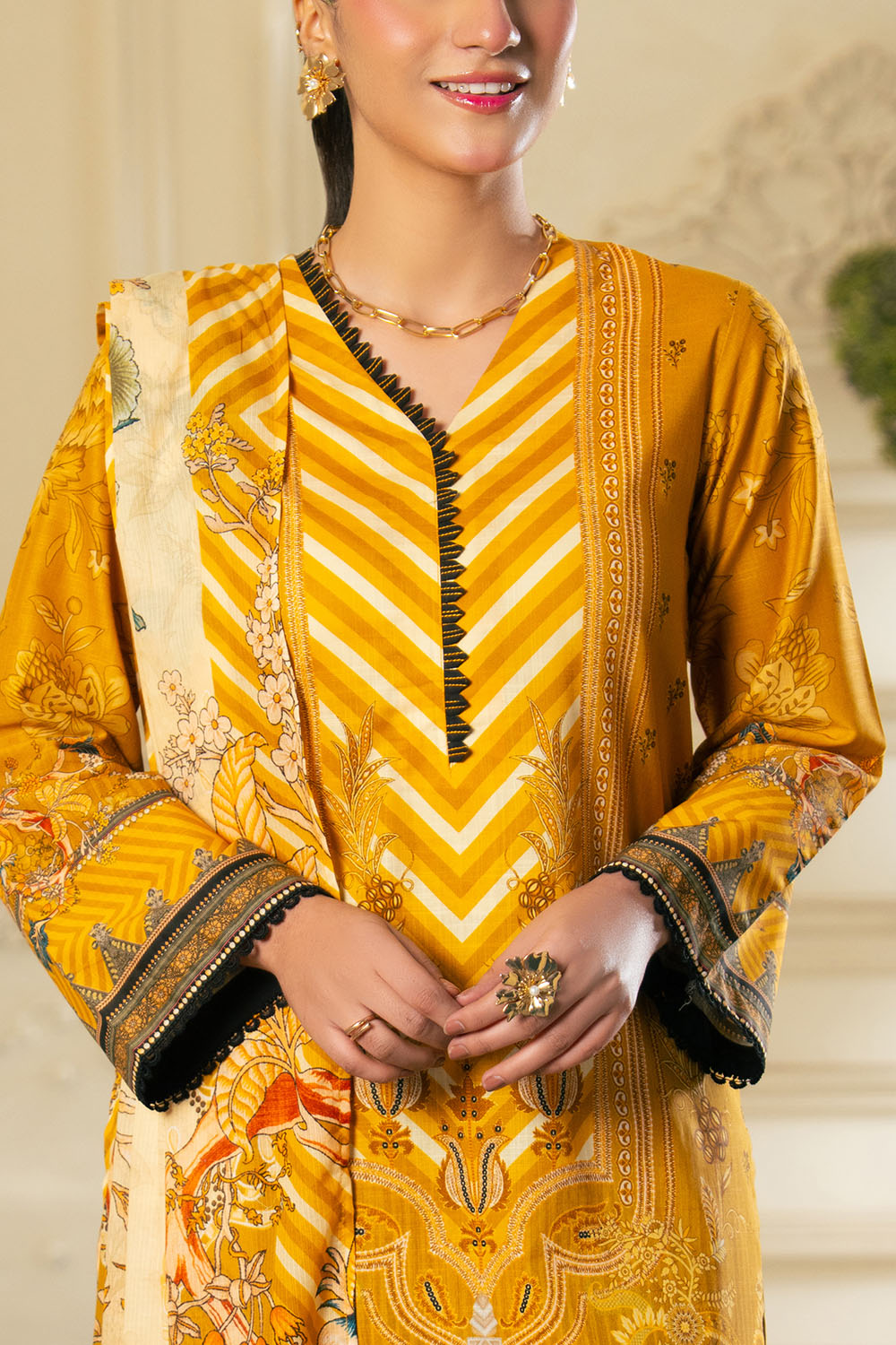 Gul Ahmed | Botanical 26' - 3 Piece Printed Lawn | CH-62004