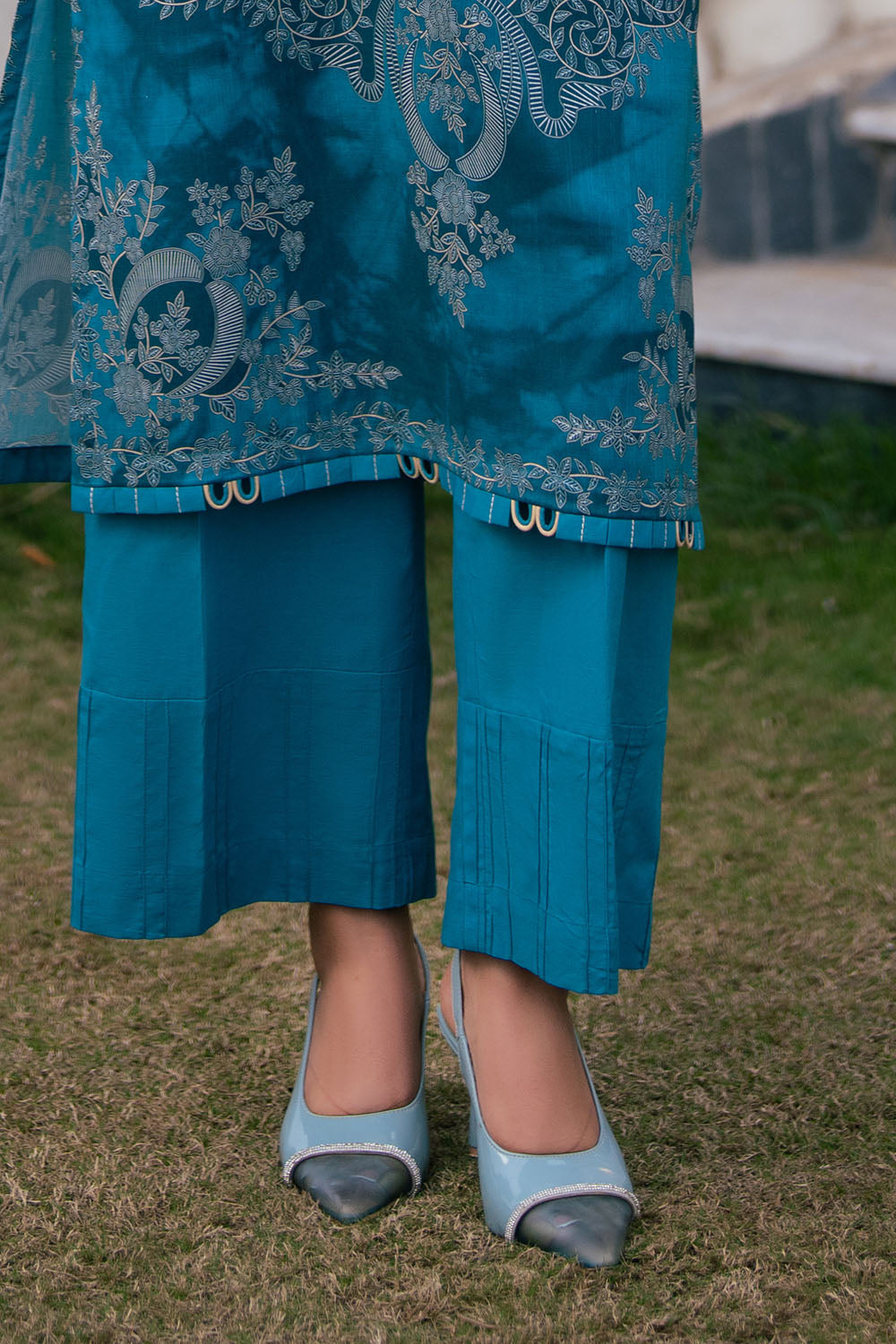 Gul Ahmed | Botanical 26' - 3 Piece Printed Lawn | CH-62005