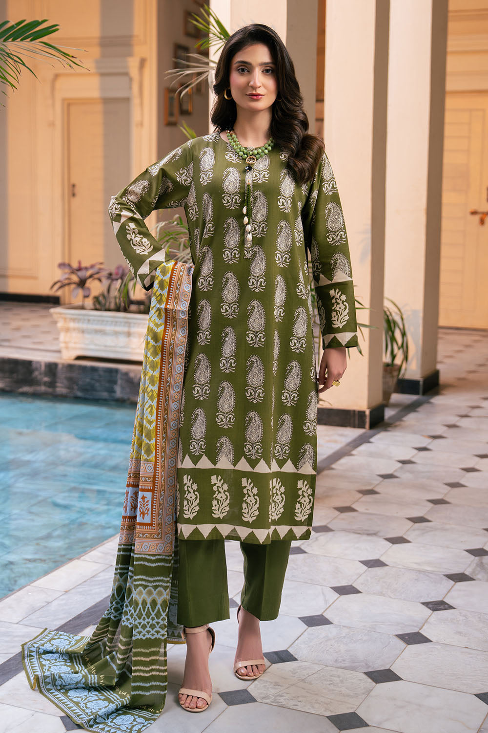 Gul Ahmed | Botanical 26' - 3 Piece Printed Lawn | CH-62006