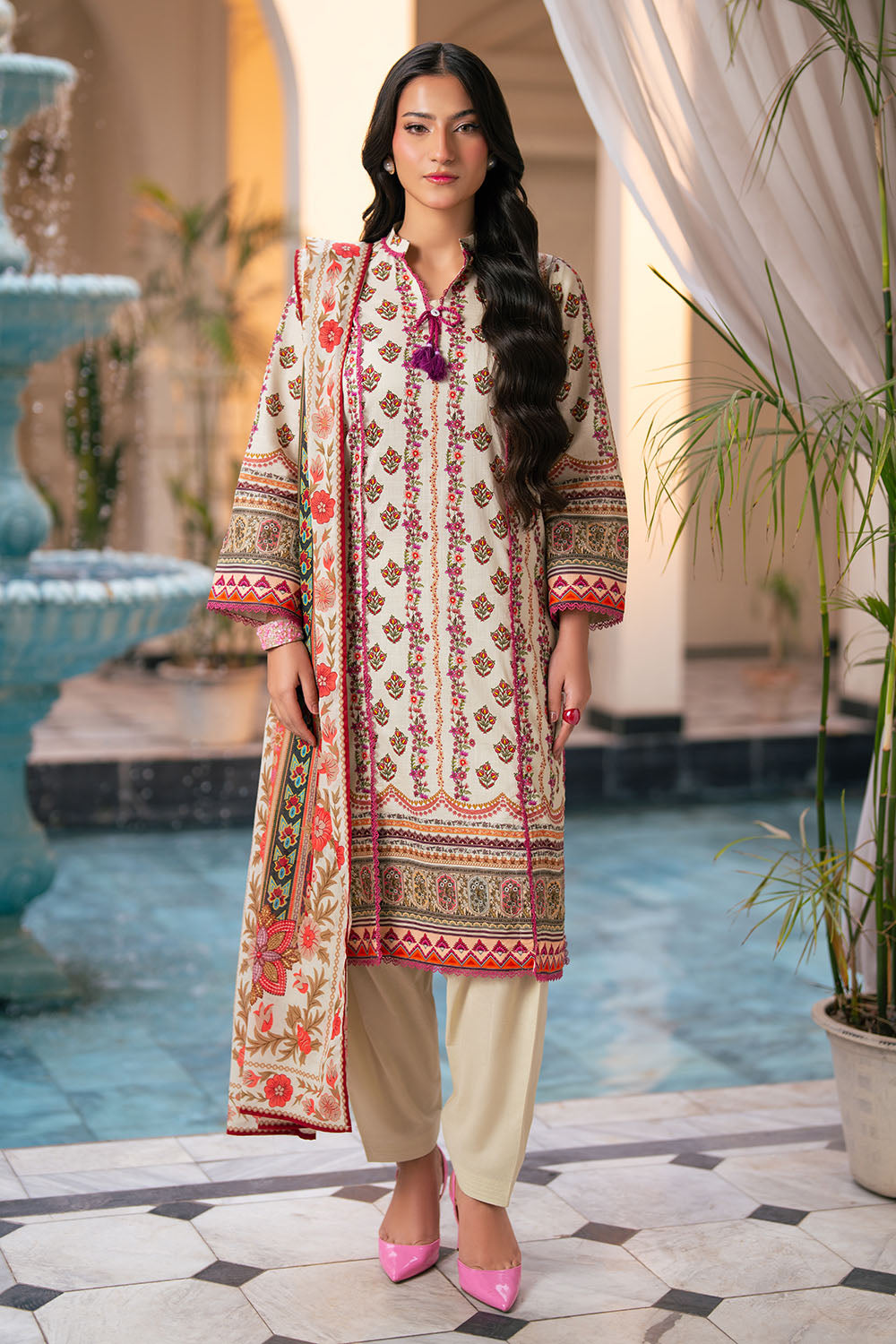 Gul Ahmed | Botanical 26' - 3 Piece Printed Lawn | CH-62007