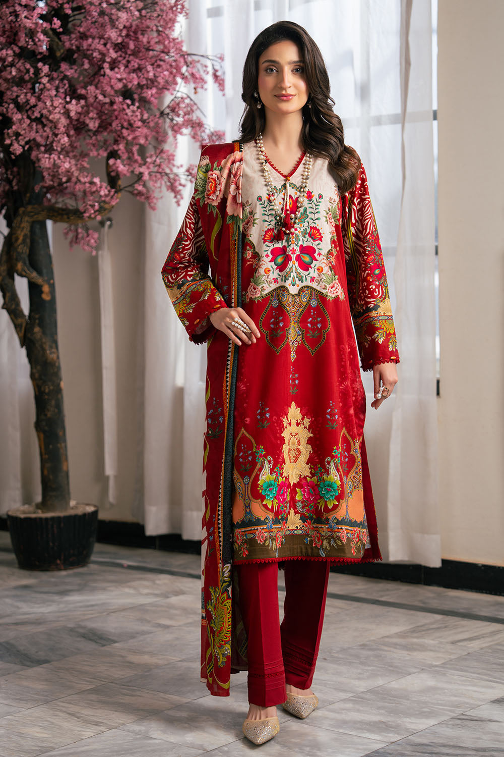 Gul Ahmed | Botanical 26' - 3 Piece Printed Lawn | CH-62009
