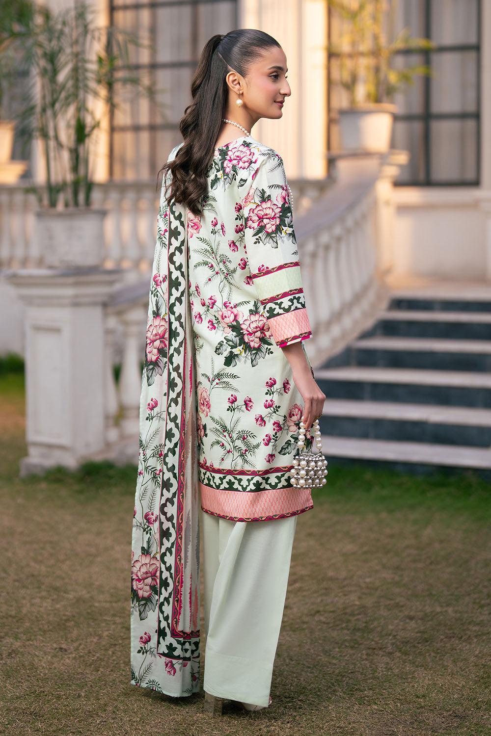 Gul Ahmed | Botanical 26' - 3 Piece Printed Lawn | CH-62010