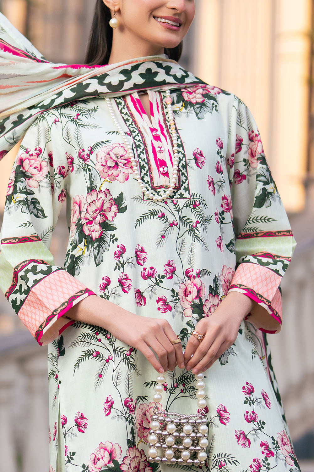 Gul Ahmed | Botanical 26' - 3 Piece Printed Lawn | CH-62010