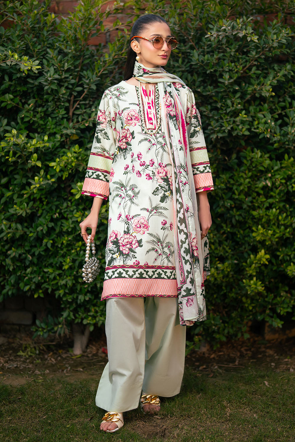 Gul Ahmed | Botanical 26' - 3 Piece Printed Lawn | CH-62010