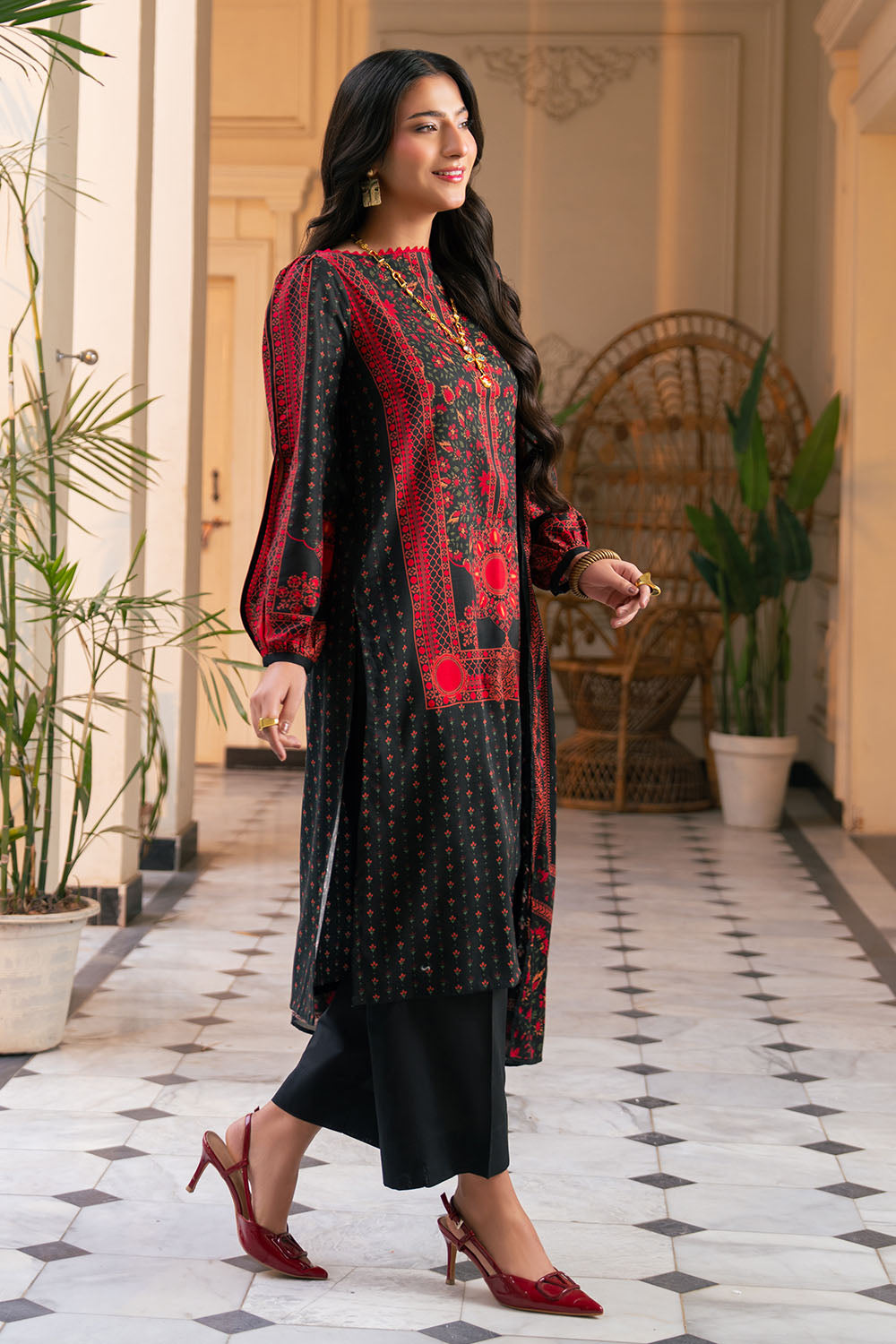 Gul Ahmed | Botanical 26' - 3 Piece Printed Lawn | CH-62011