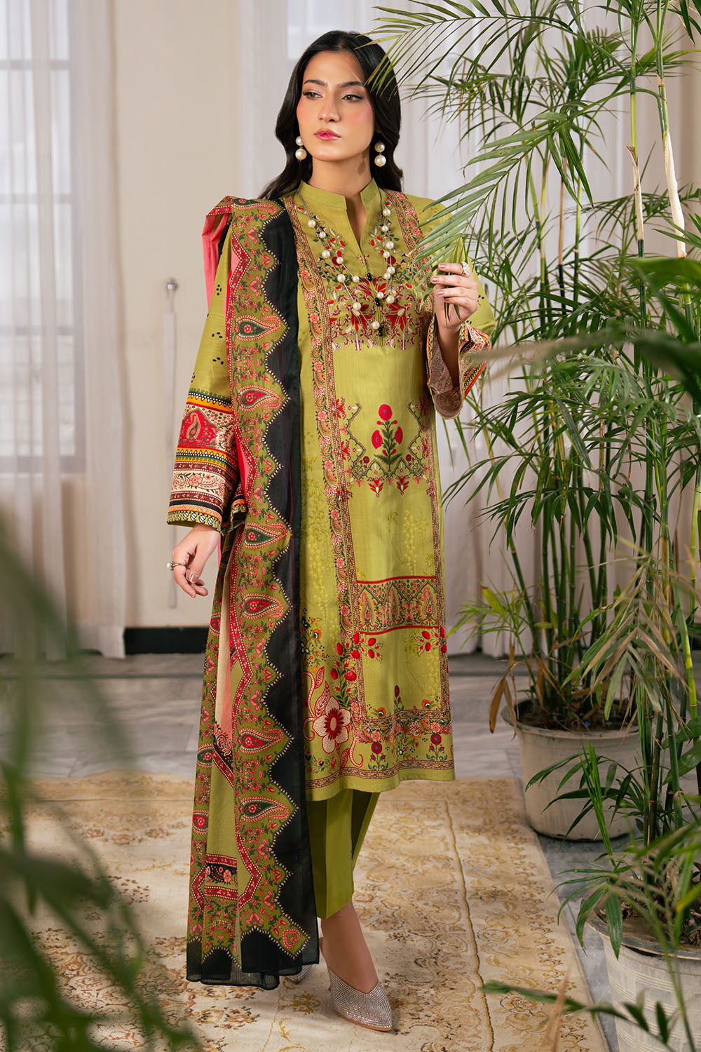 Gul Ahmed | Botanical 26' - 3 Piece Printed Lawn | CH-62013
