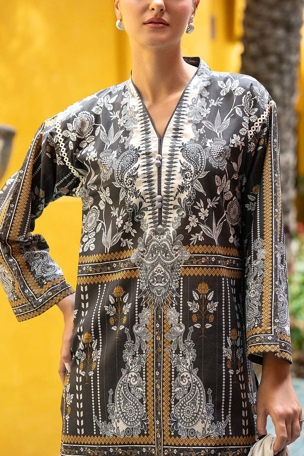 Gul Ahmed | Floral Blush 26' - Printed Lawn | CL-62078 A