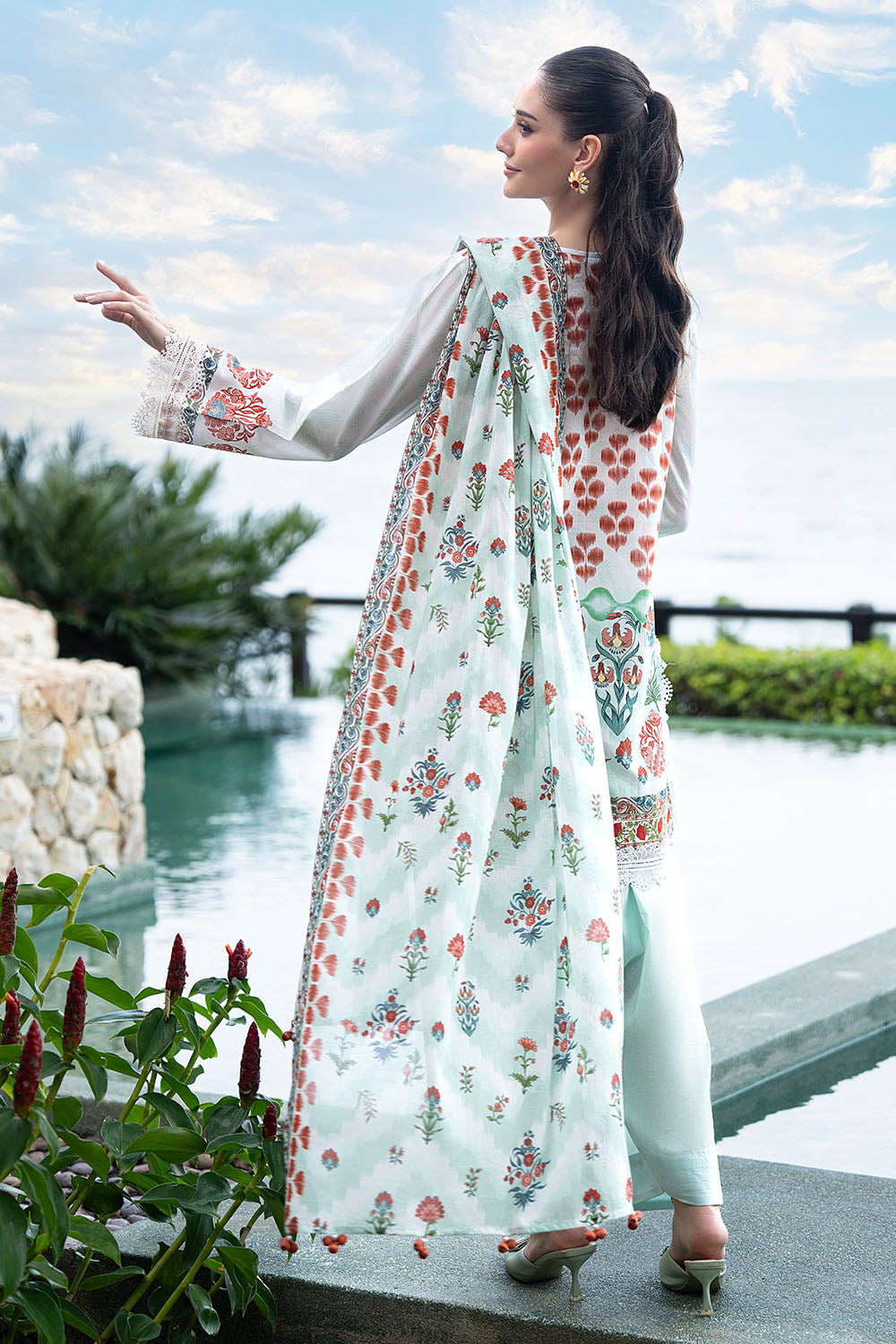 Gul Ahmed | Floral Blush 26' - Printed Lawn | CL-62080 A