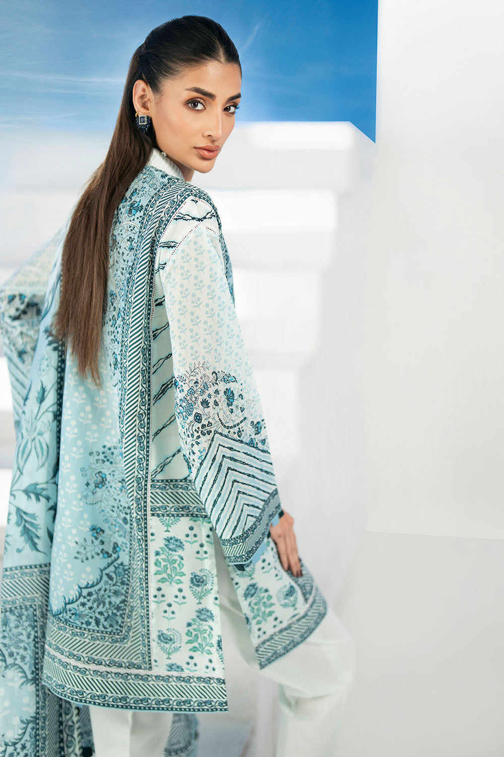 Gul Ahmed | Embroidered Lawn - 3 Piece | CL62296
