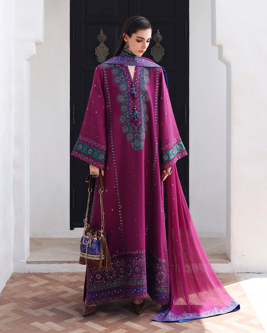 Mushq | Hemline Nuvera Raw Silk Formal | Reina Rouge
