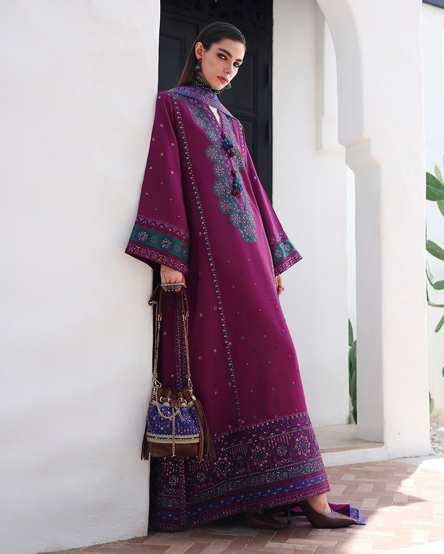 Mushq | Hemline Nuvera Raw Silk Formal | Reina Rouge
