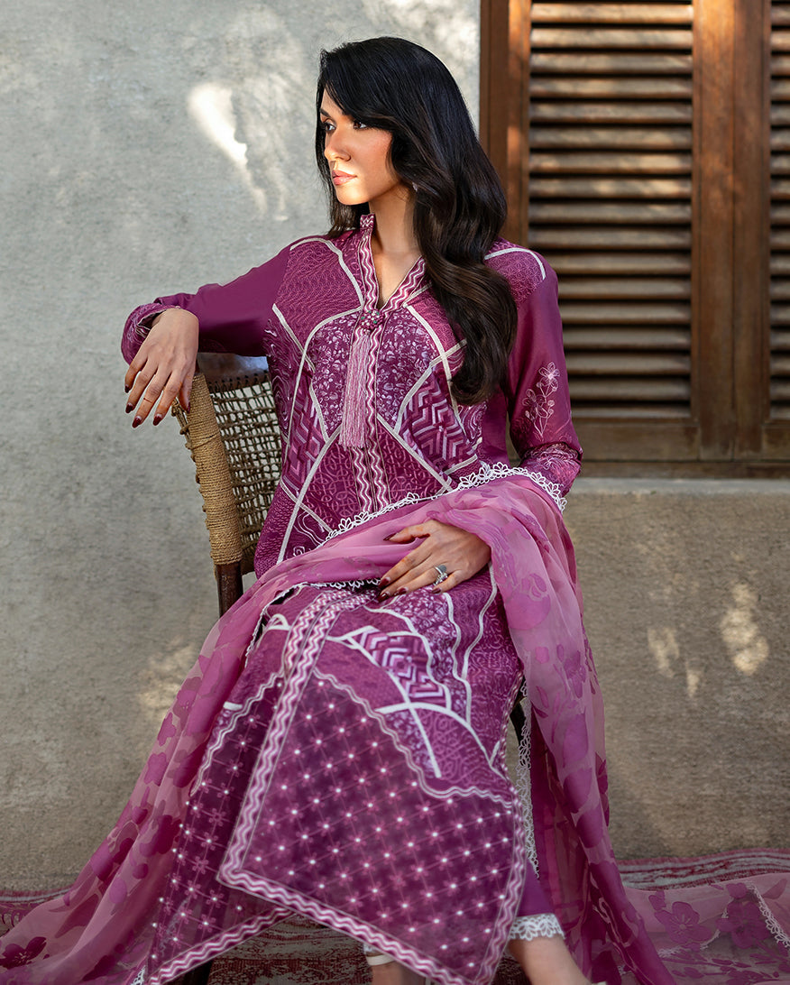 Mushq | Astoria - Festive lawn | Rosea
