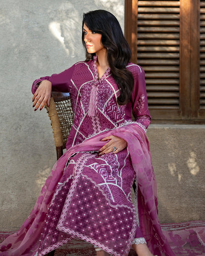 Mushq | Astoria - Festive lawn | Rosea