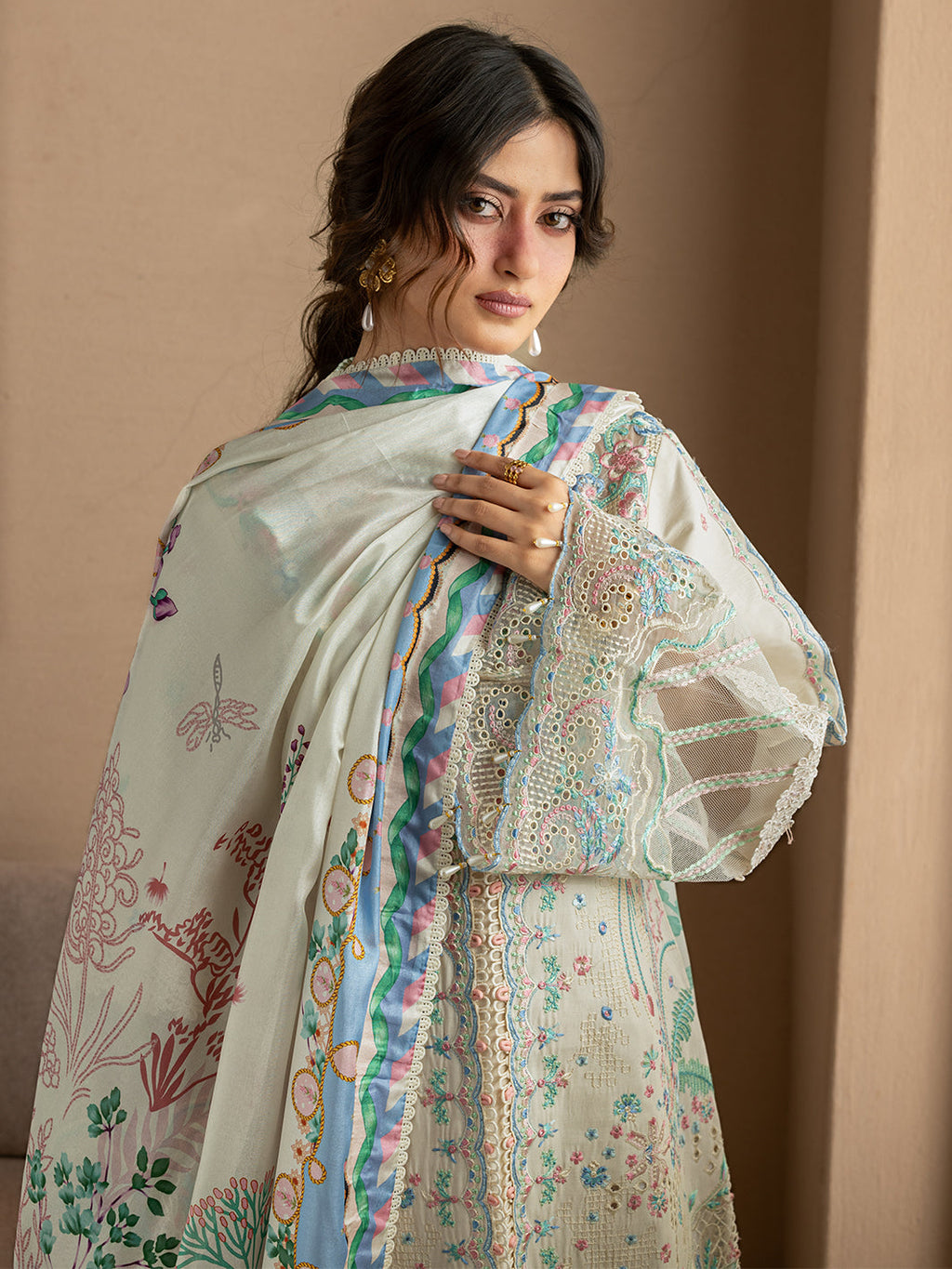 Mahnur | Sirene - Luxury Lawn | S-014