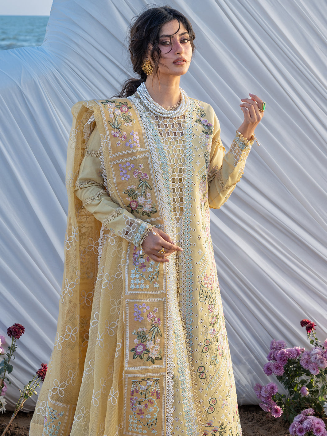 Mahnur | Sirene - Luxury Lawn | S-02