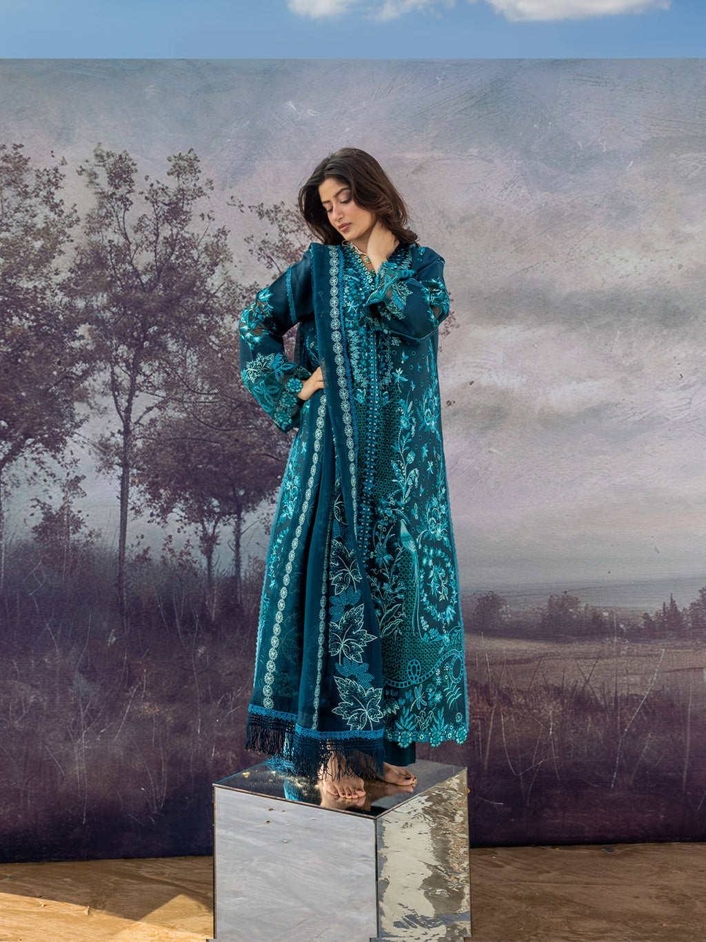 Mahnur | Sirene - Luxury Lawn | S-04