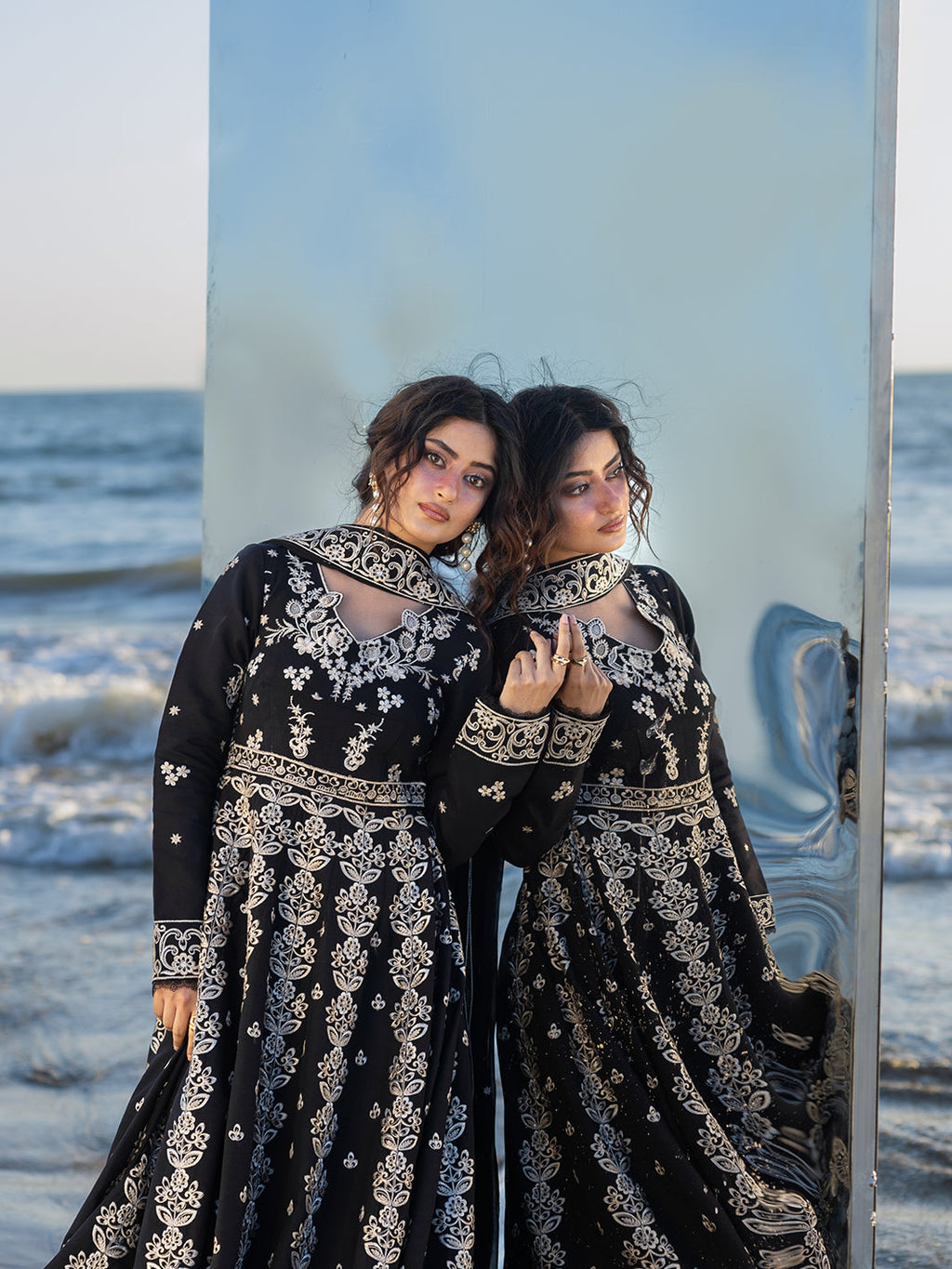 Mahnur | Sirene - Luxury Lawn | S-05