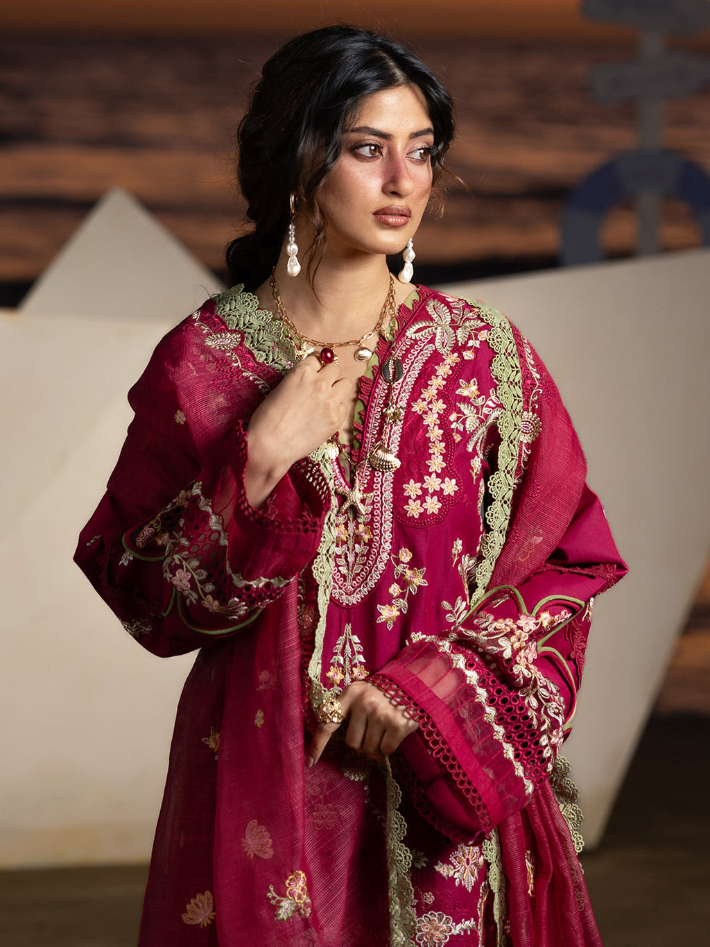 Mahnur | Sirene - Luxury Lawn | S-09