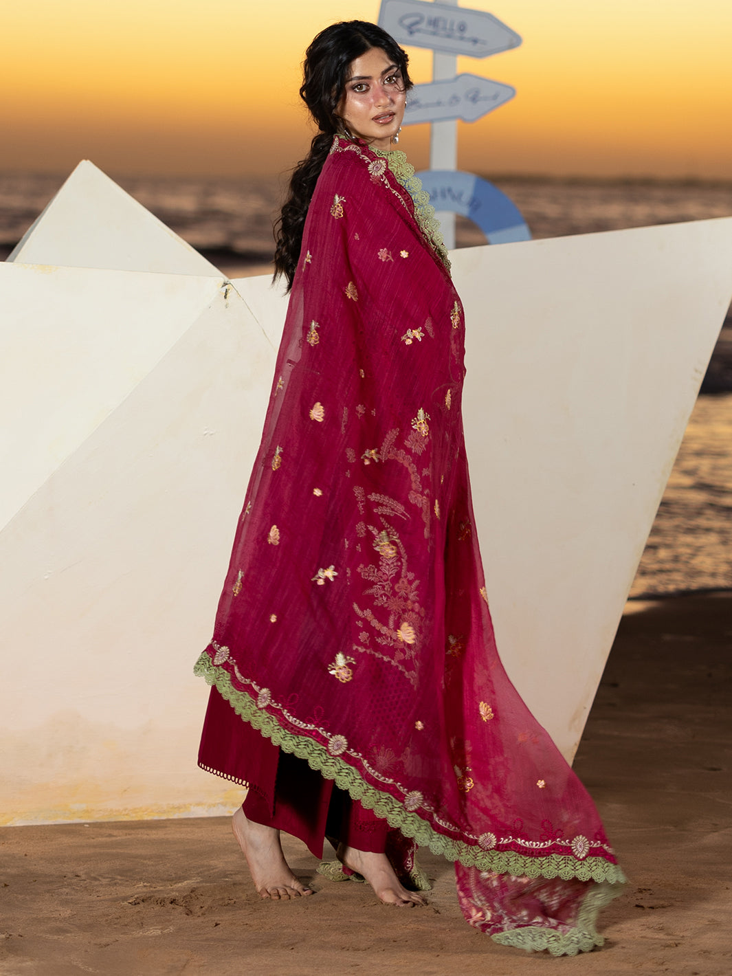 Mahnur | Sirene - Luxury Lawn | S-09