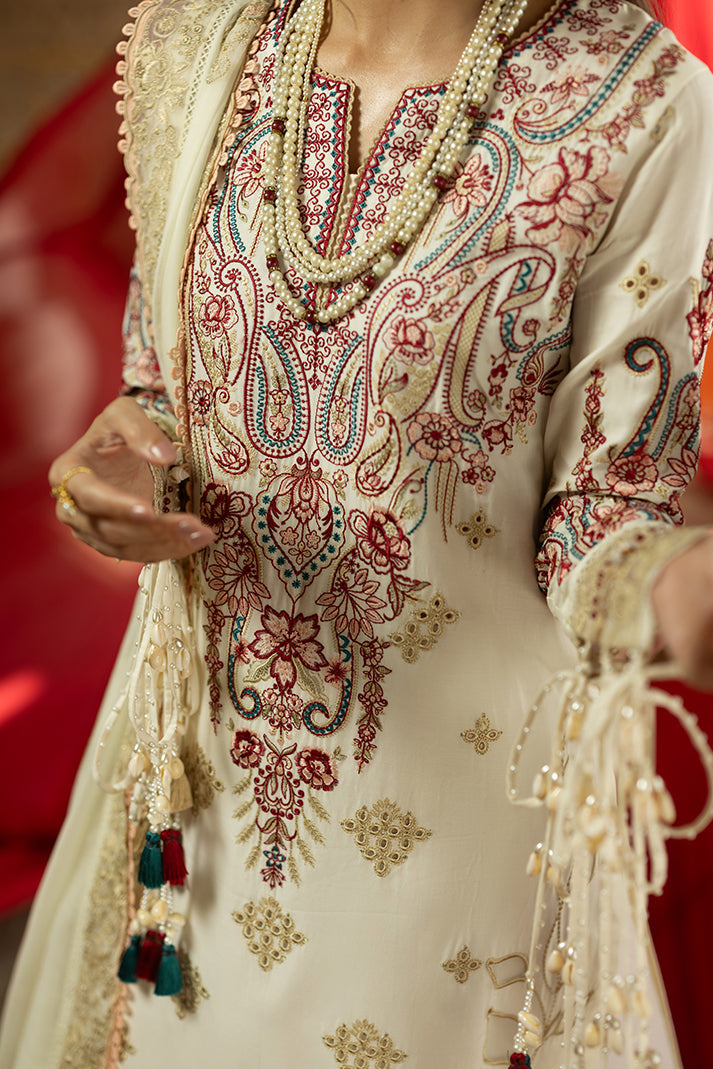 Imrozia/Serene | Maya Luxury lawn '26 | Areeba