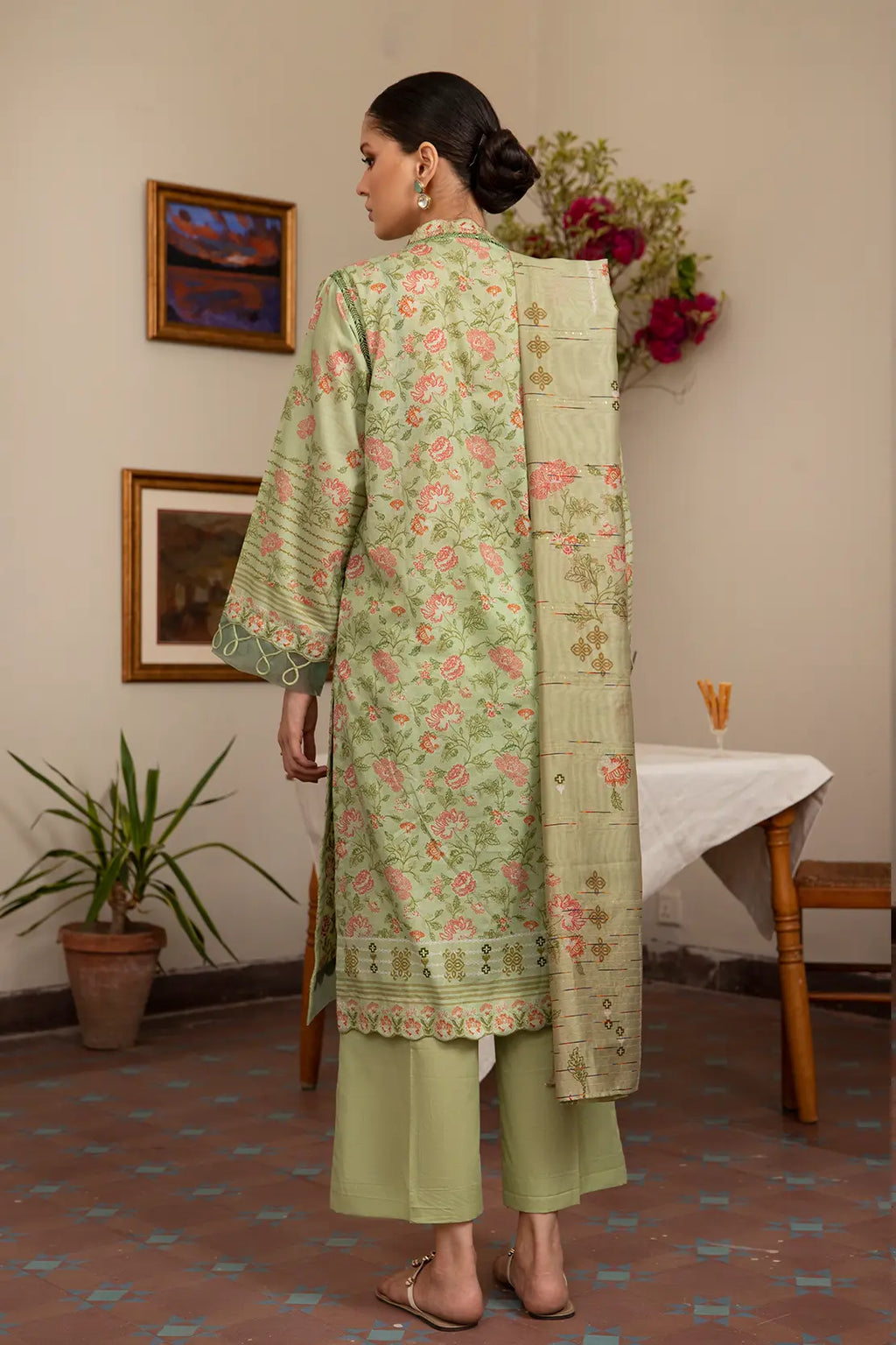 3 Piece - Embroidered Luxury Lawn - 7438