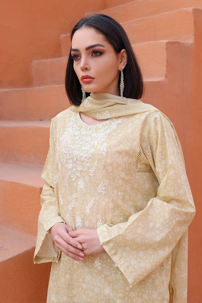 3 Piece - Embroidered Lawn - 8154