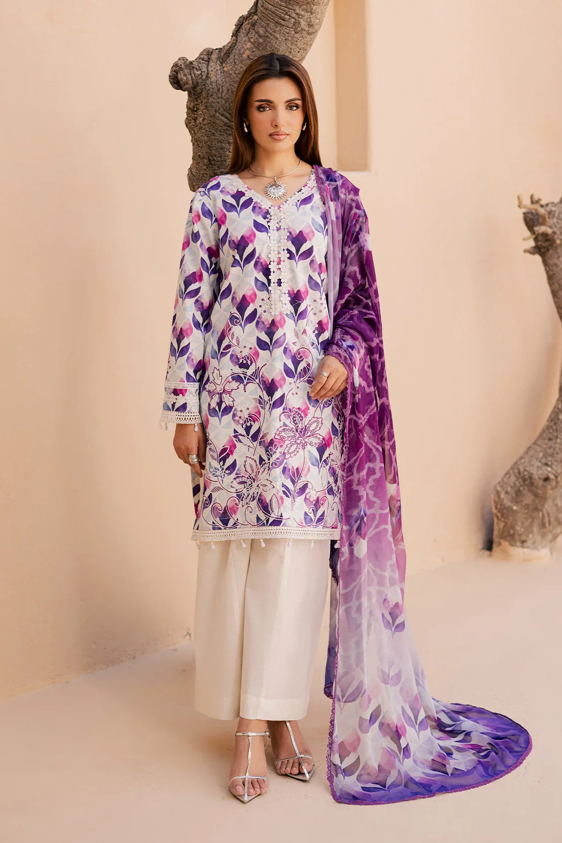 Rashid | Savoy Embroidered Lawn | 3731