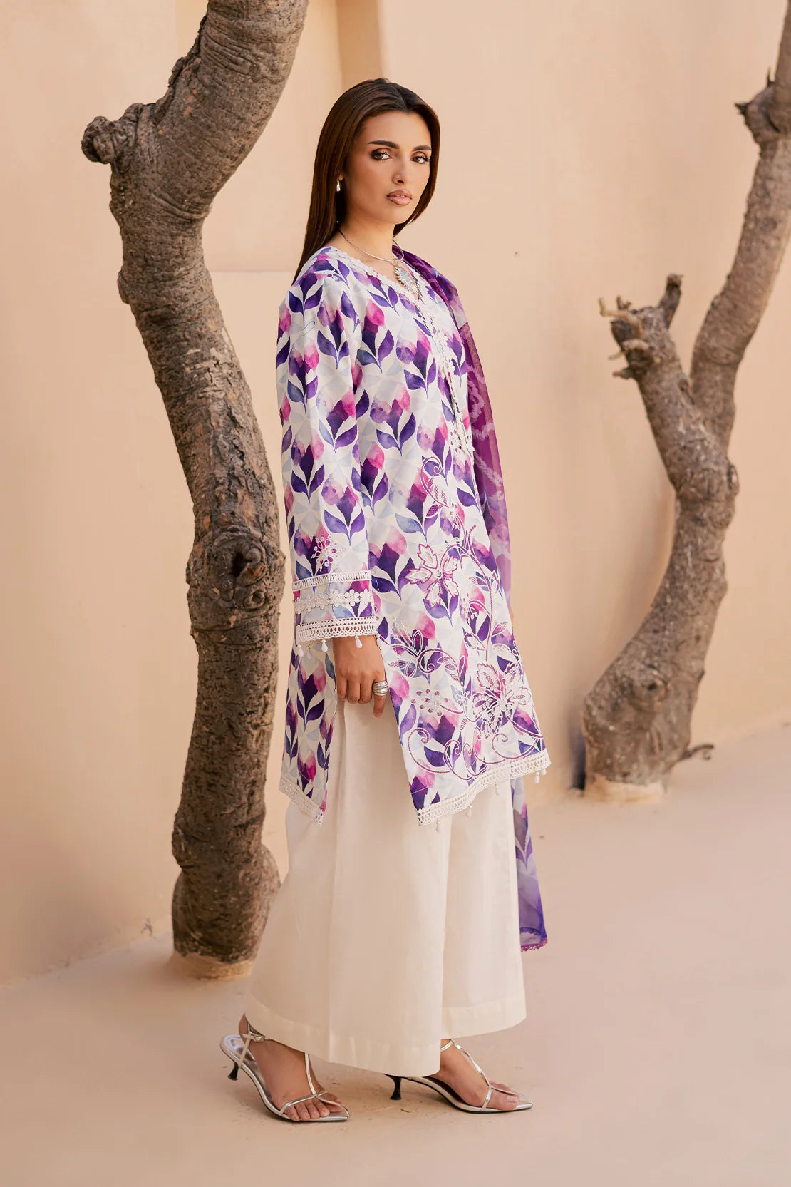 Rashid | Savoy Embroidered Lawn | 3731