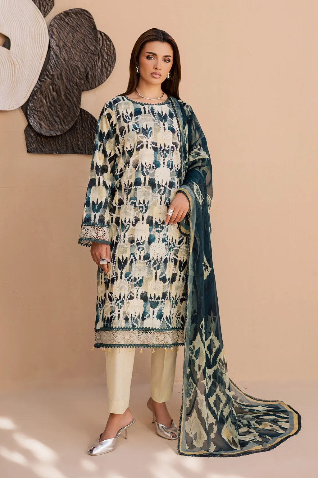 Rashid | Savoy Embroidered Lawn | 3738