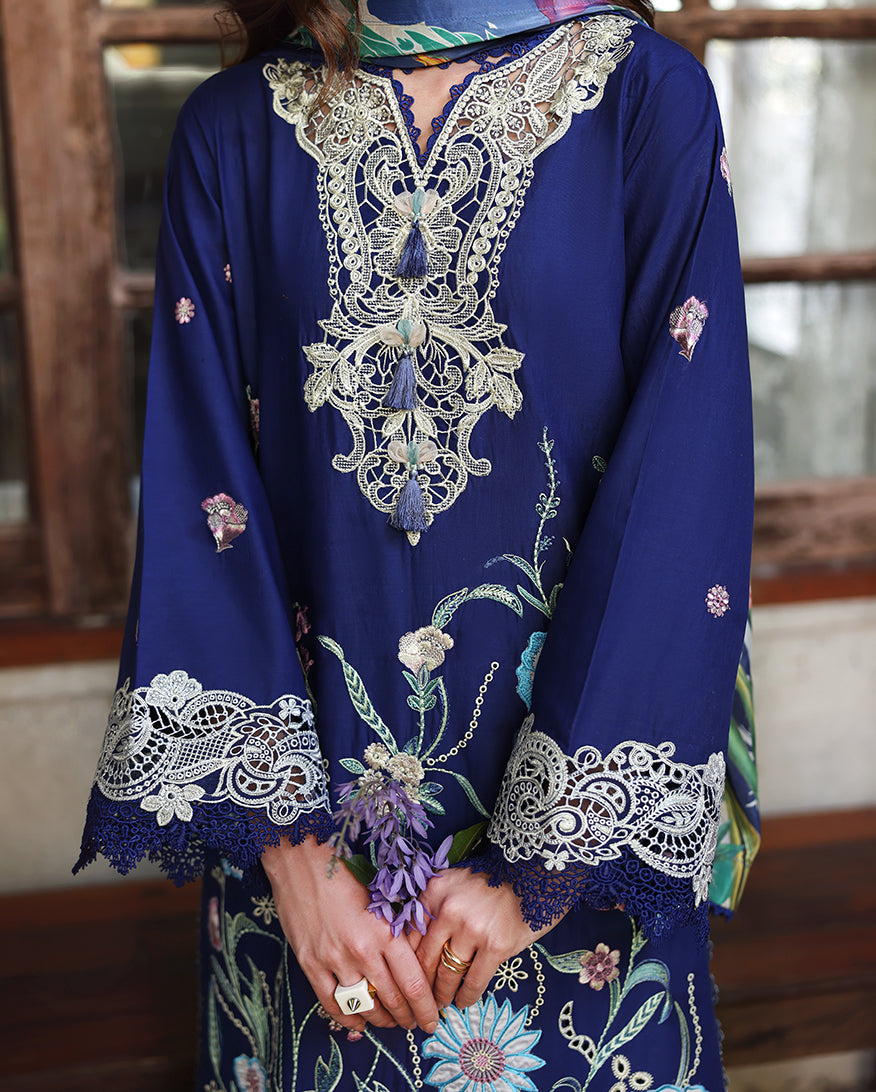 Mushq | Secret Garden - Chikankari Embroidered Lawn | Sylphae