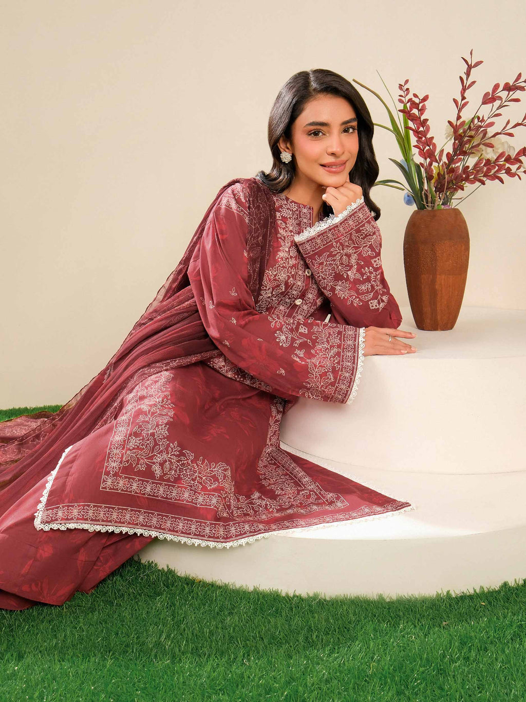 Lime Light | 3 Piece Lawn Suit-Paste Print (Unstitched) | U4251SU-3PC-565