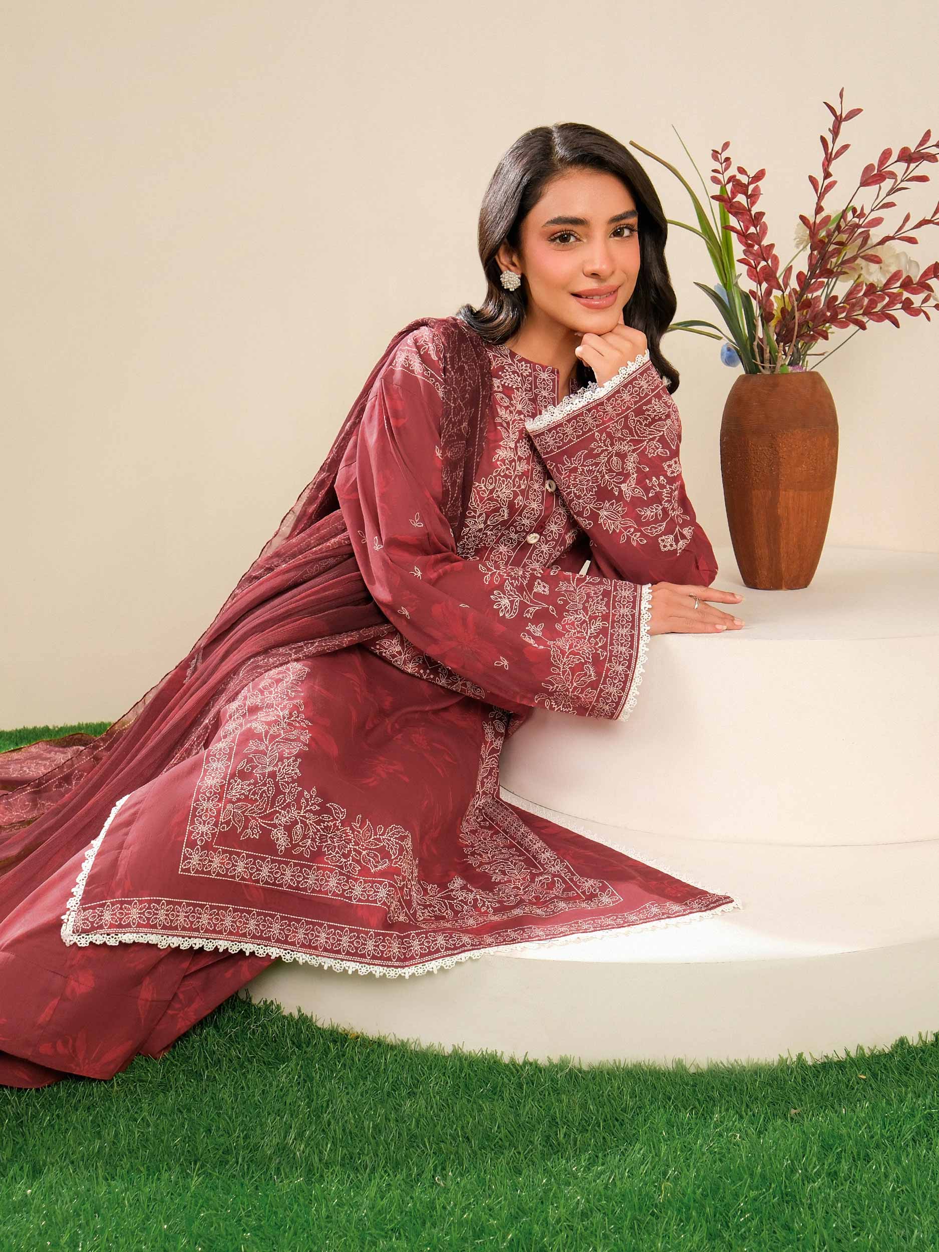 Lime Light | 3 Piece Lawn Suit-Paste Print (Unstitched) | U4251SU-3PC-565