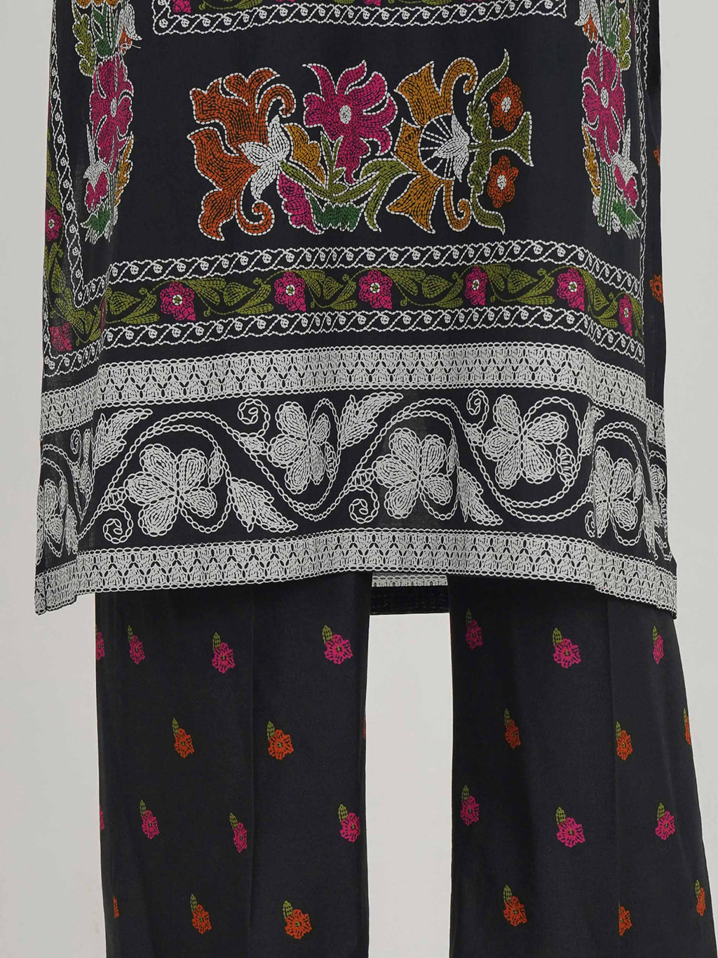 Lime Light | 3 Piece Lawn Suit- Printed | U4829