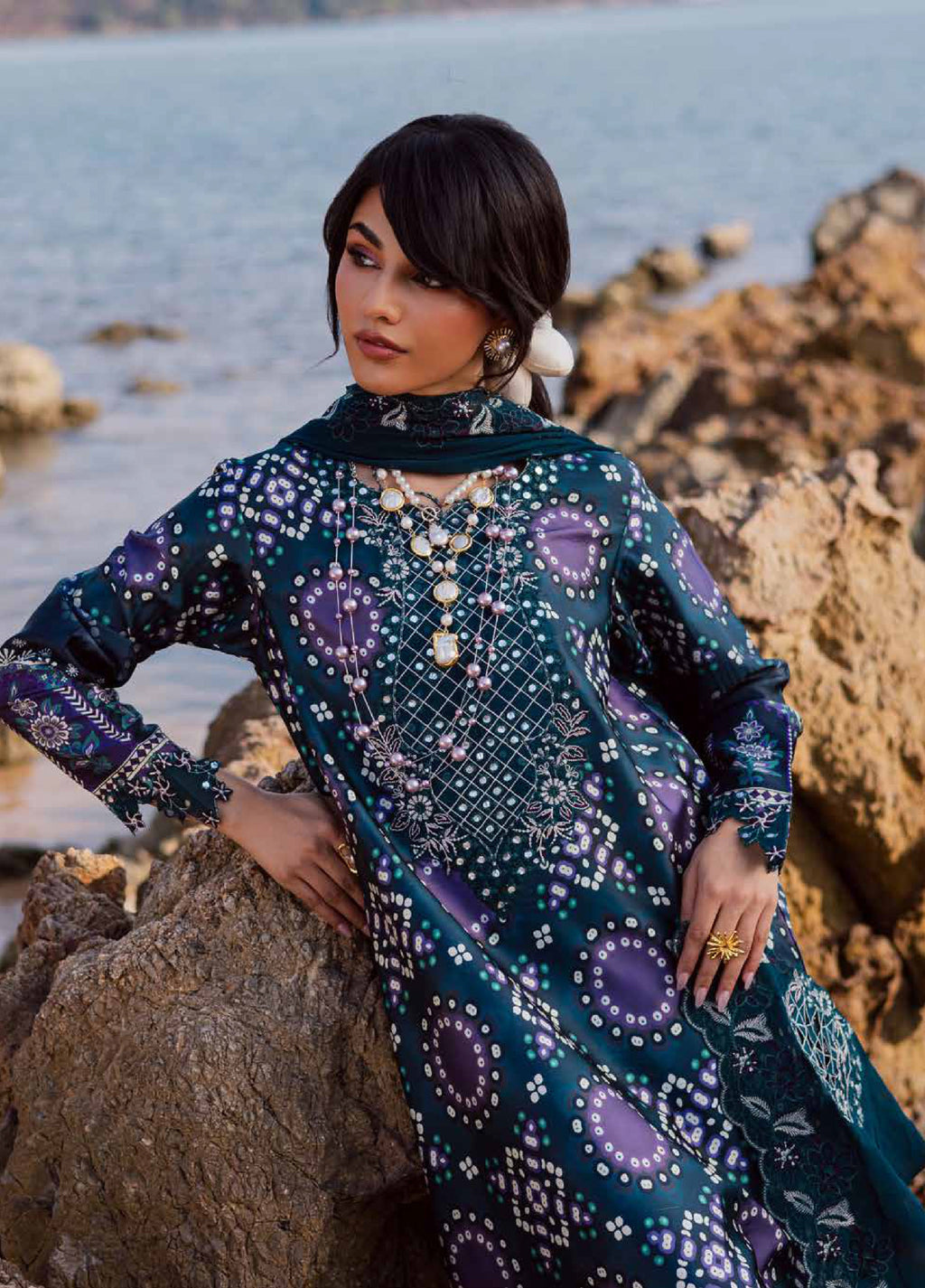 Nureh | The Silk Luxury Festive 3 Piece Suit | S-27