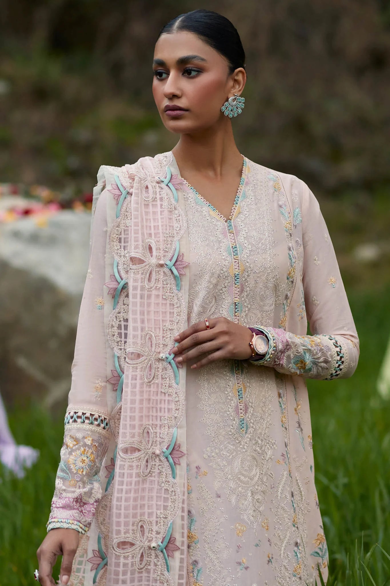 Elan | Embroidered Lawn | NEZIHA